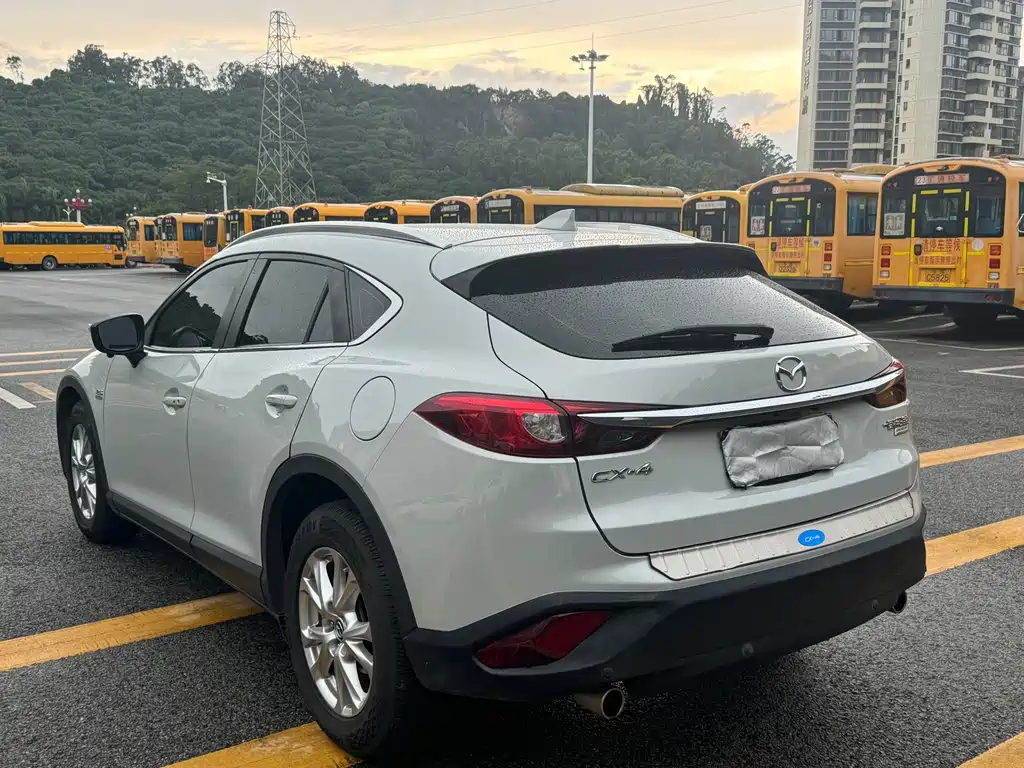 Mazda CX-4 2017 — фото 7