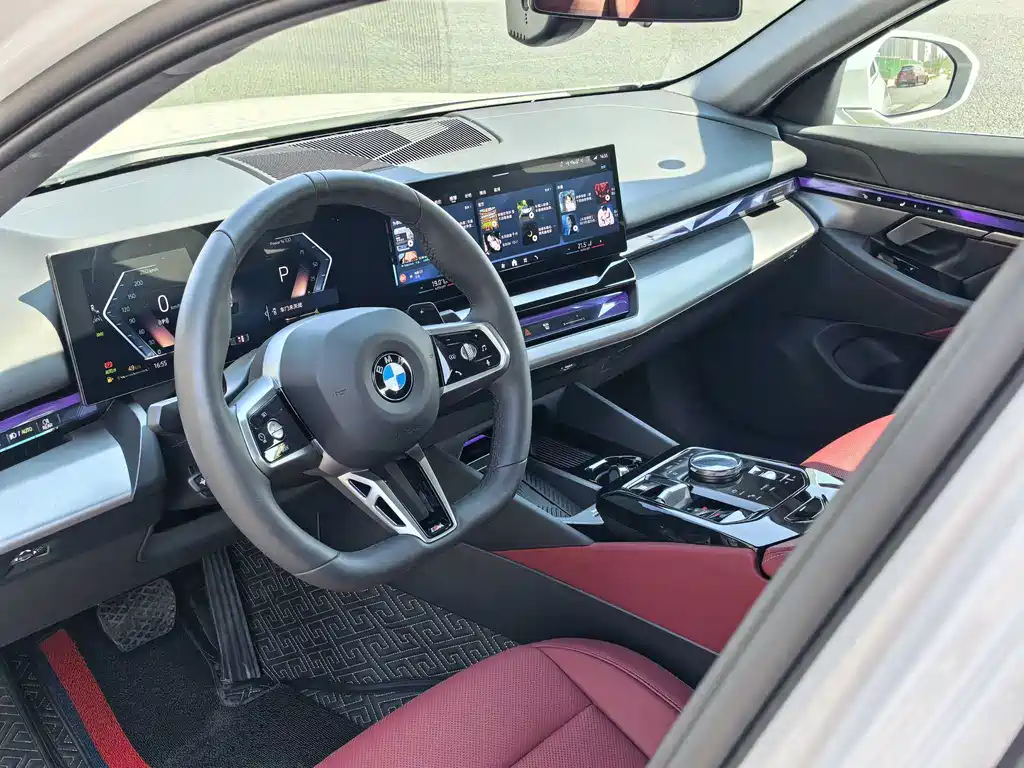 BMW 5 Series 2026 — фото 10
