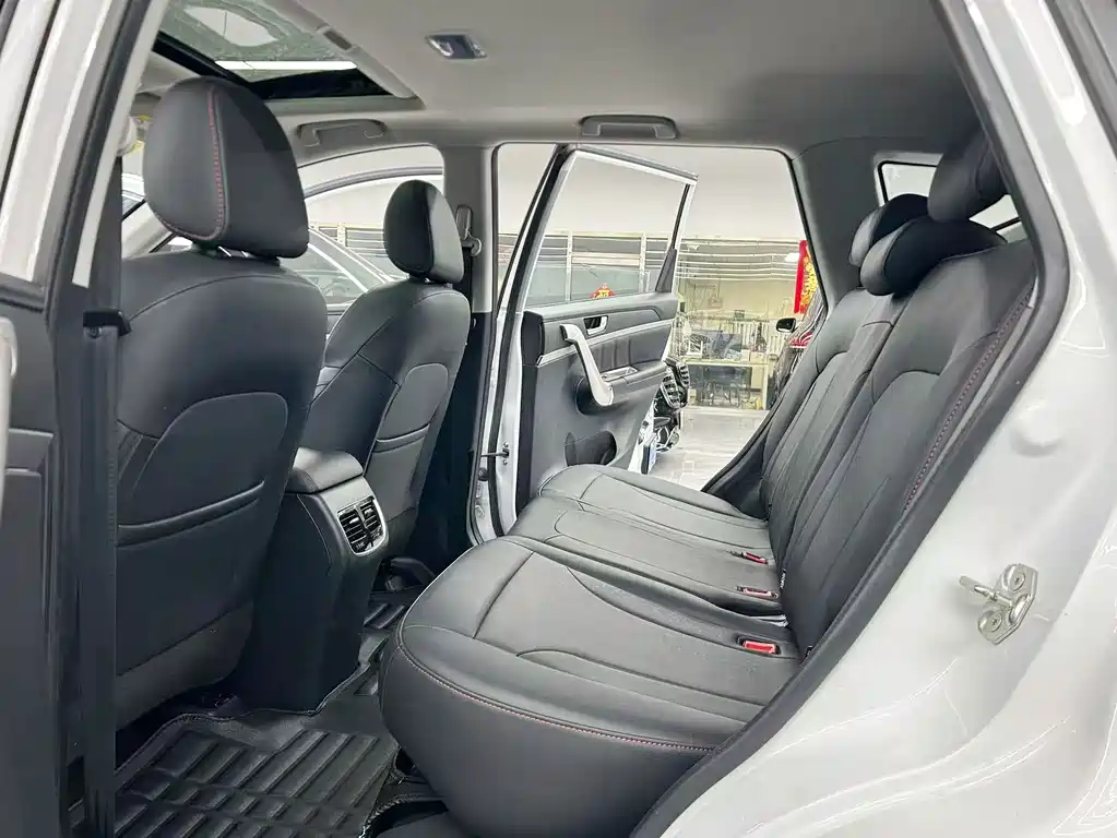 Haval M6 2020 — фото 8