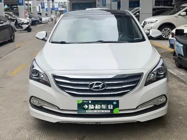 Hyundai Mistra 2015