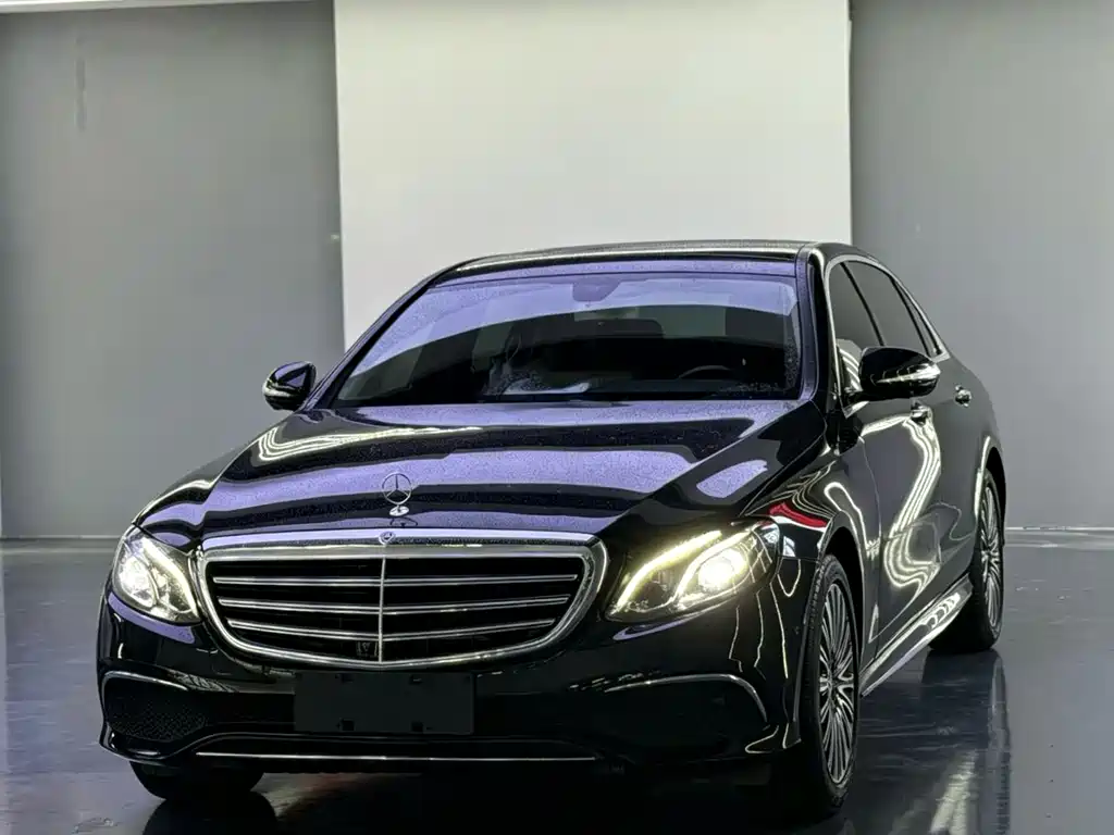 Mercedes-Benz E-Class 2019 — фото 1