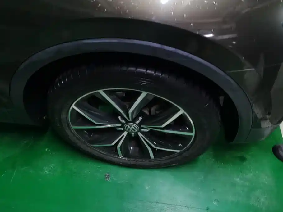 Volkswagen Tiguan L 2017
