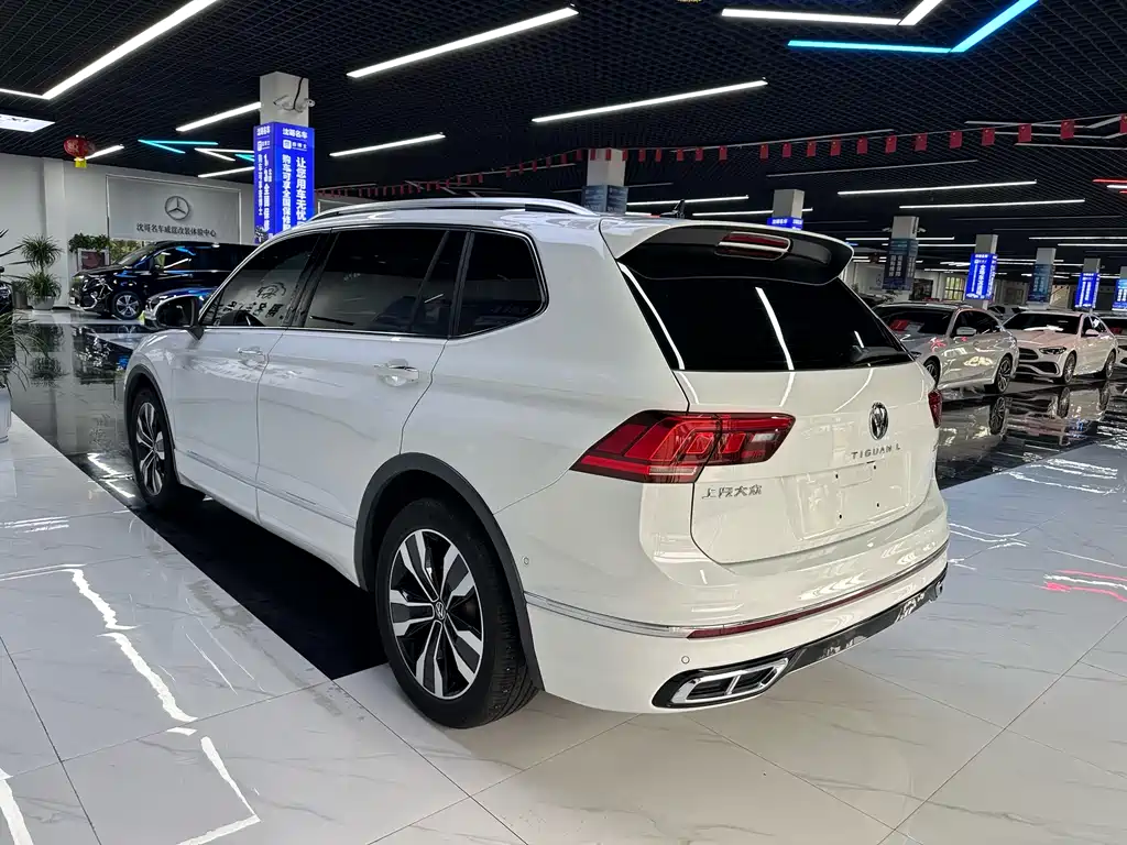 Volkswagen Tiguan L 2025