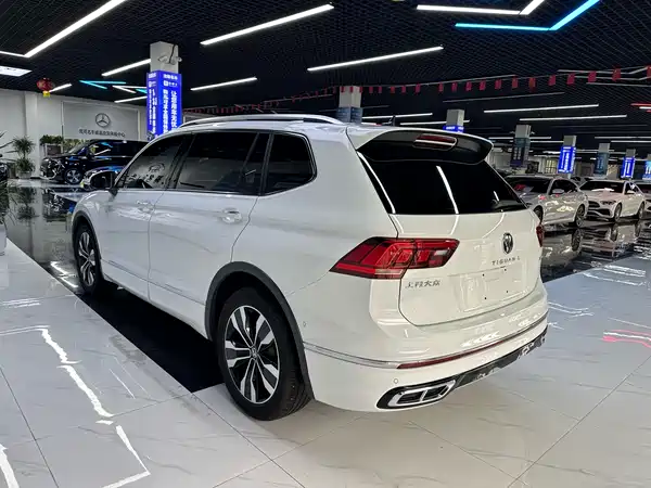 Volkswagen Tiguan L 2025