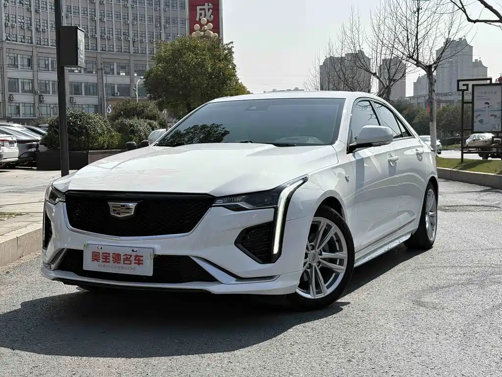 Cadillac CT4 2020 — фото 1