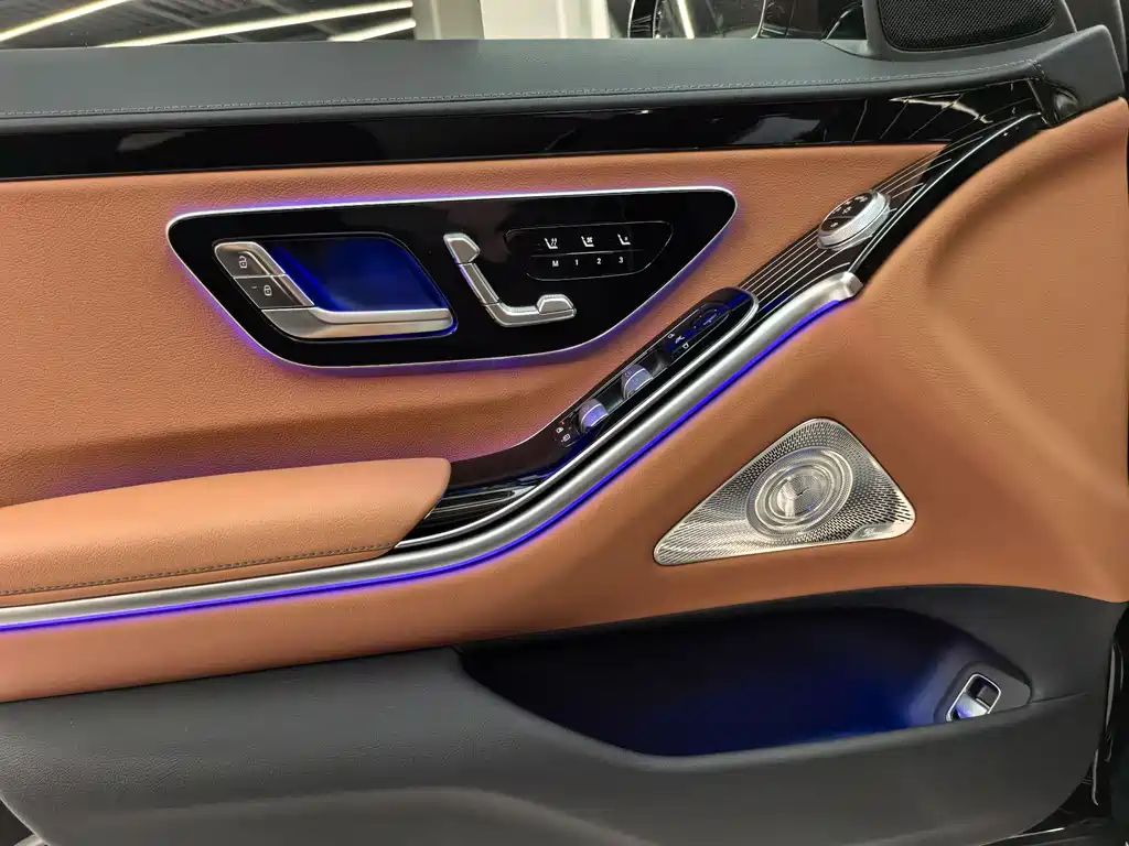 Mercedes-Benz S-Class 2025 — фото 9