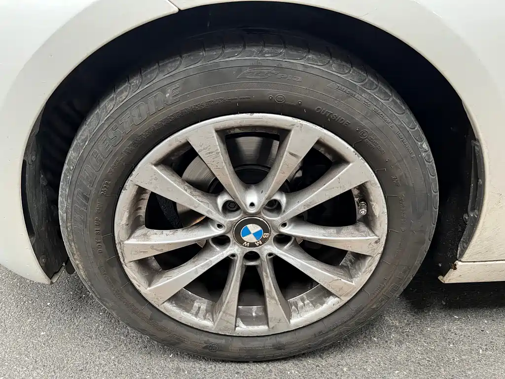 BMW 3 Series GT 2016 — фото 21