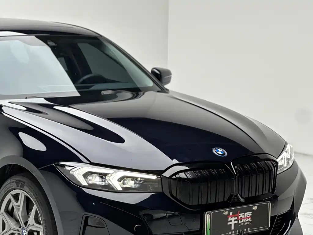 BMW i3 2024 — фото 11