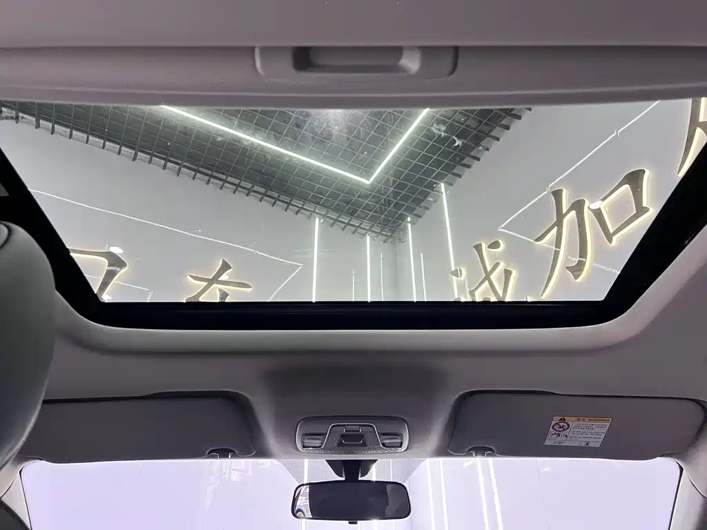 Geely Binyue 2023 — фото 15