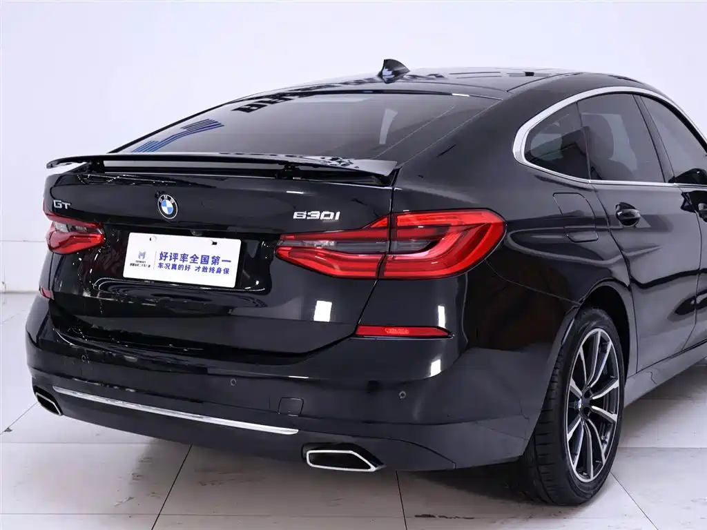 BMW 6 Series GT 2022 — фото 8