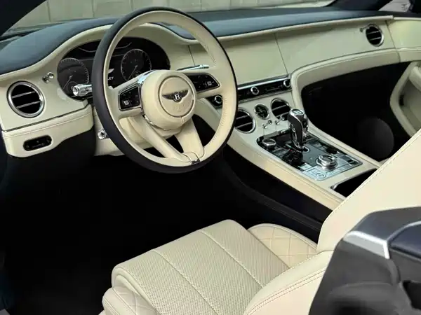 Bentley Continental 2020