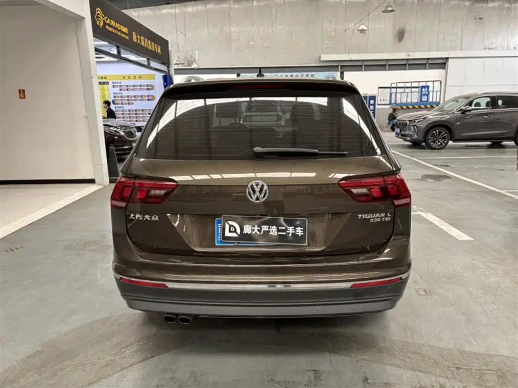 Volkswagen Tiguan L 2017 — фото 8