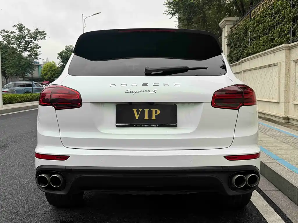 Porsche Cayenne 2015 — фото 4