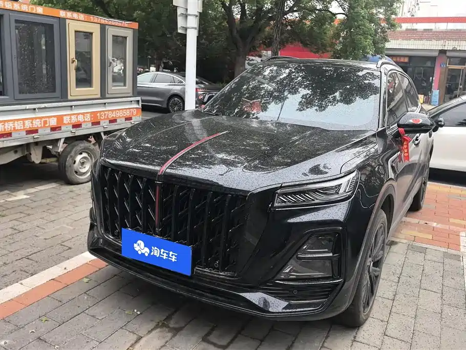 Hongqi HS5 2025