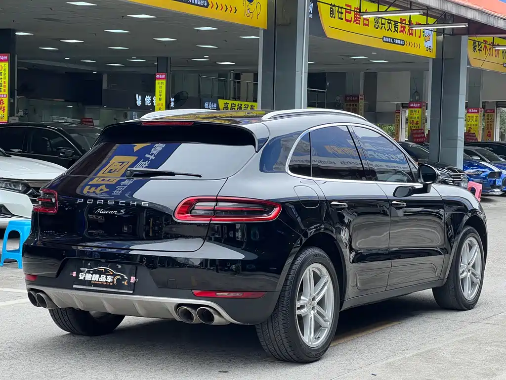 Porsche Macan 2017