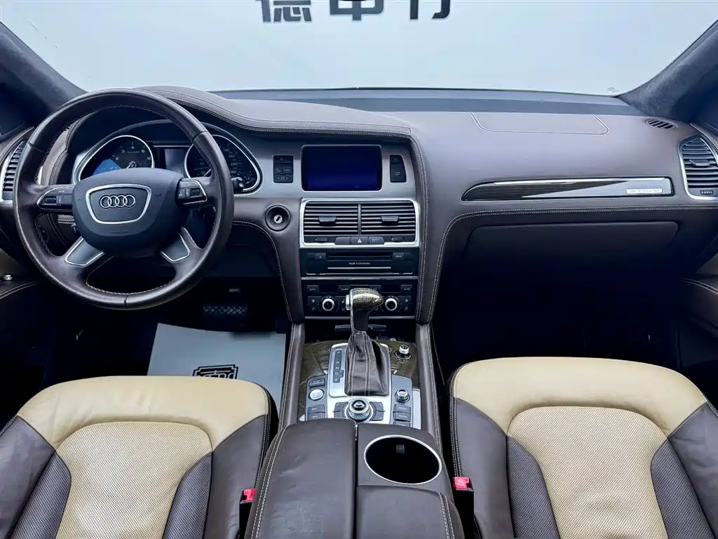 Audi Q7 2013 — фото 18