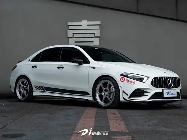 Mercedes-Benz A-Class AMG 2021