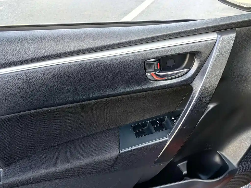 Toyota Levin 2015 — фото 10