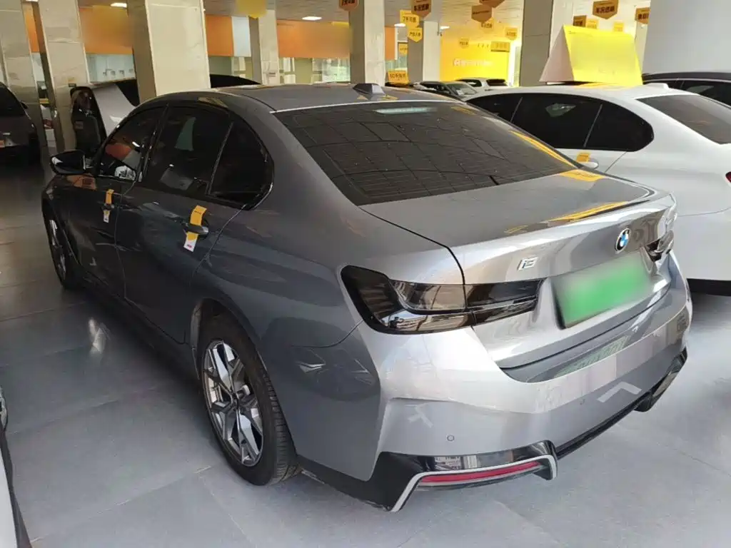 BMW i3 2023