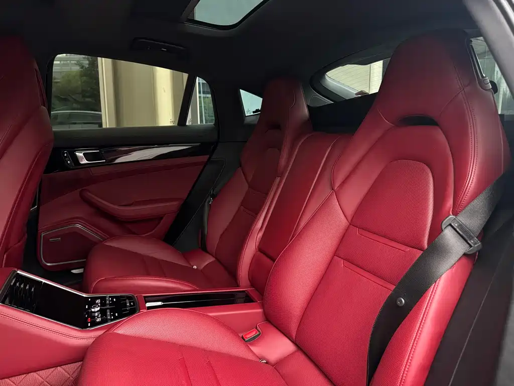Porsche Panamera 2019 — фото 15