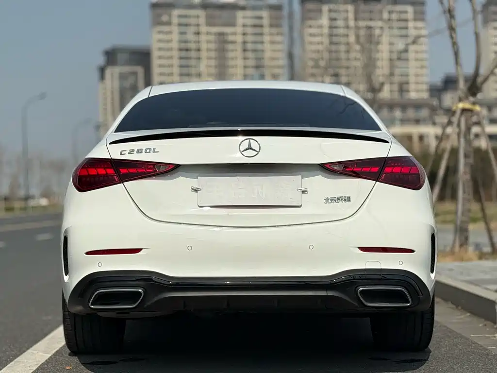 Mercedes-Benz C-Class 2025 — фото 15