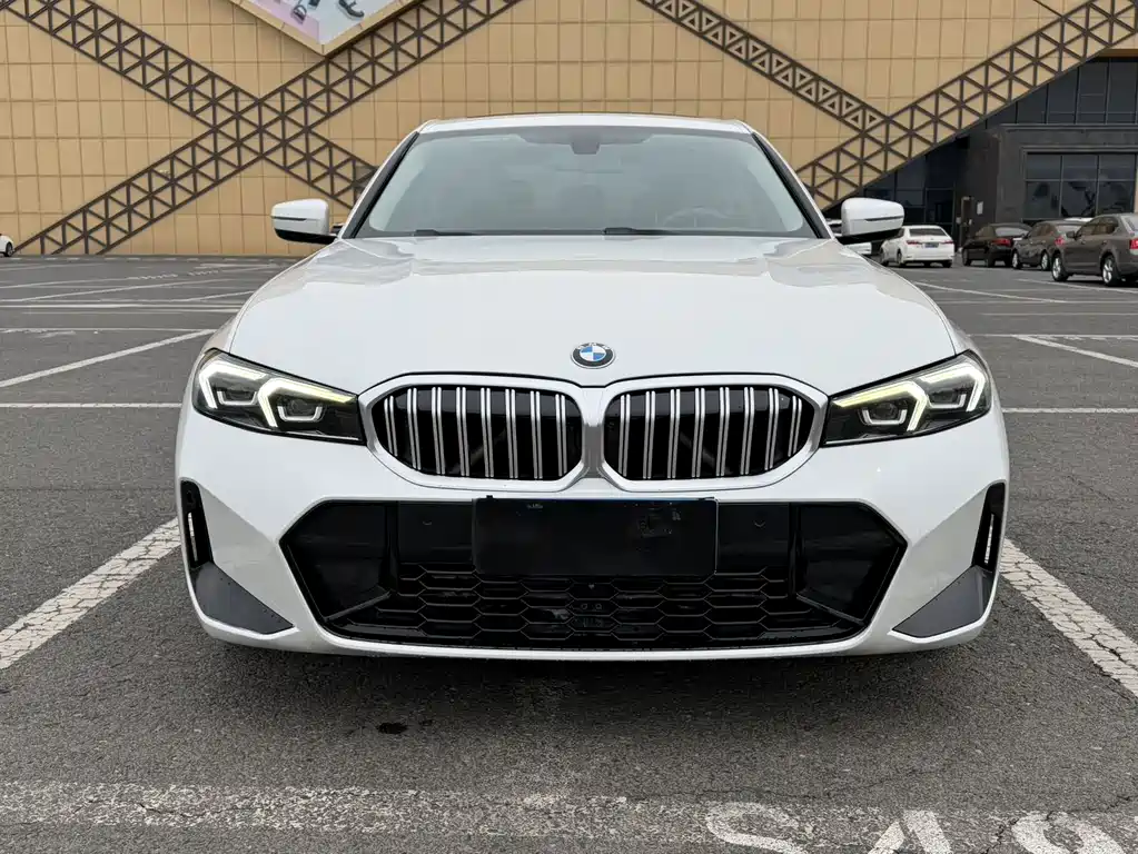 BMW 3 Series 2023