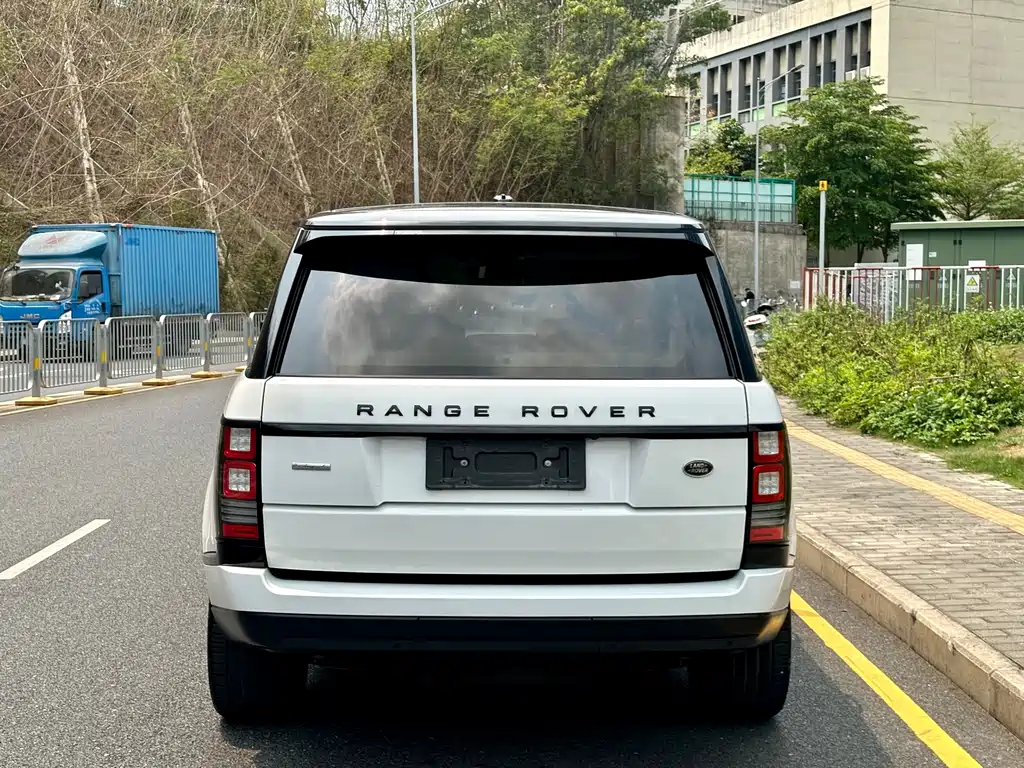 Land Rover Range Rover 2015 — фото 16