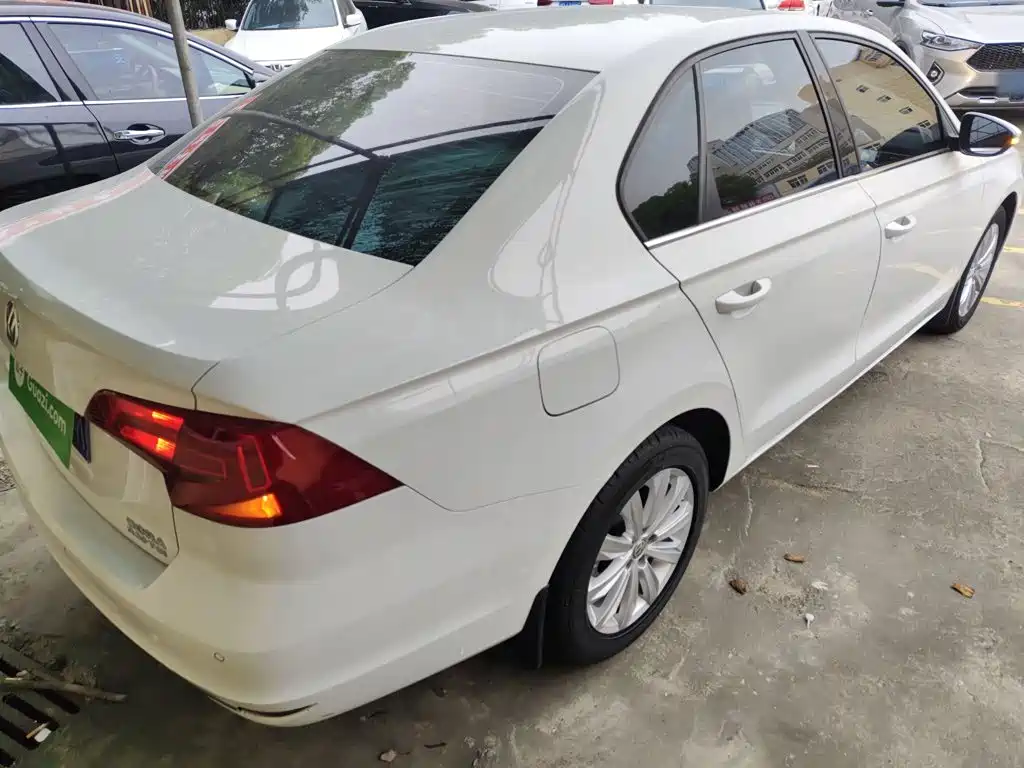 Volkswagen Bora 2016