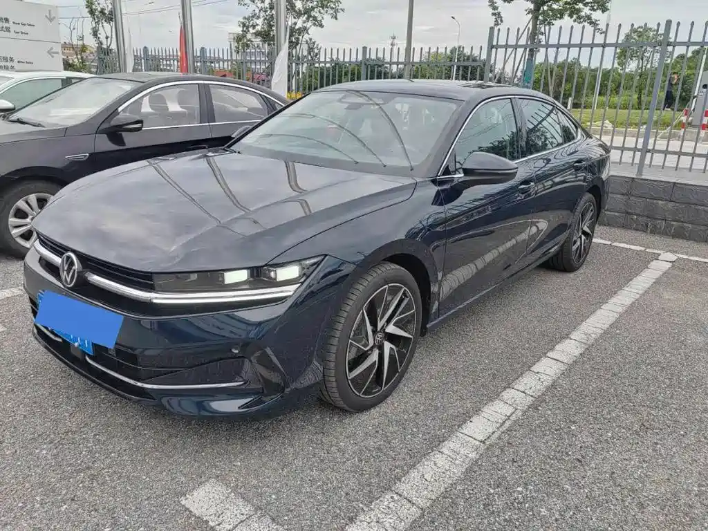 Volkswagen Magotan 2024