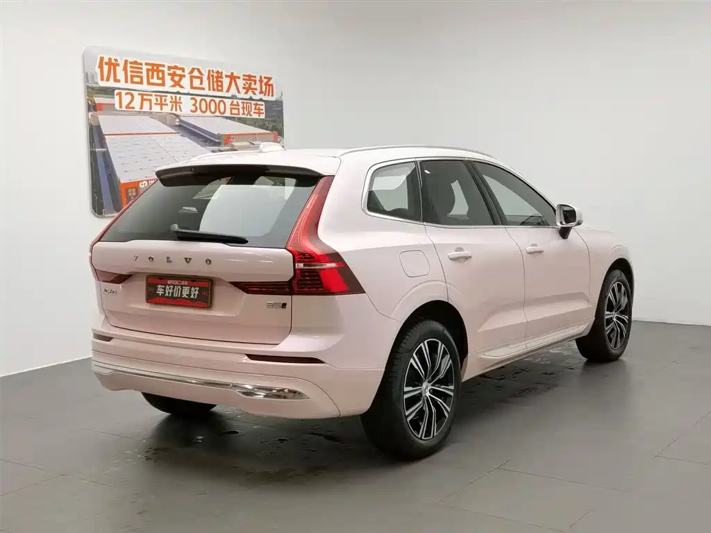 Volvo XC60 2021 — фото 2