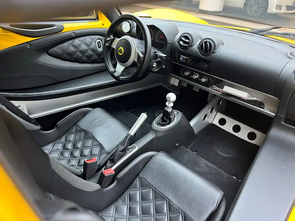 Lotus Exige 2019 — фото 6