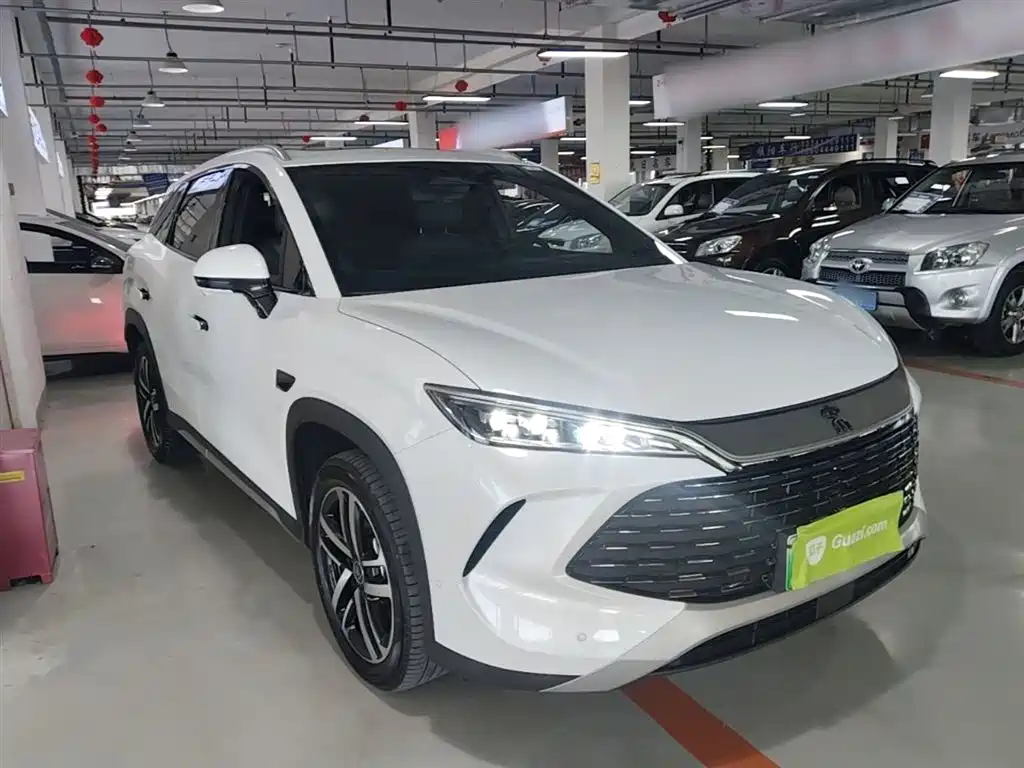 BYD L DM-i 2025 — фото 4