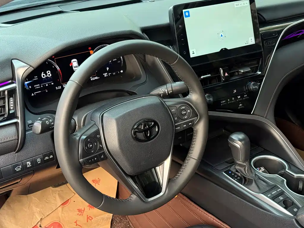 Toyota Camry 2021 — фото 6