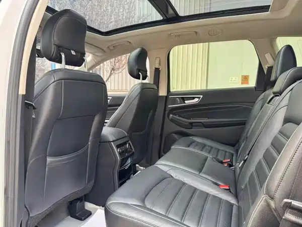 Ford Edge 2016