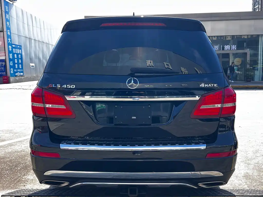 Mercedes-Benz GLS 2017 — фото 4