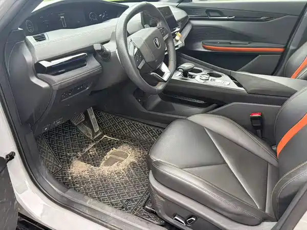Changan UNI-V 2023