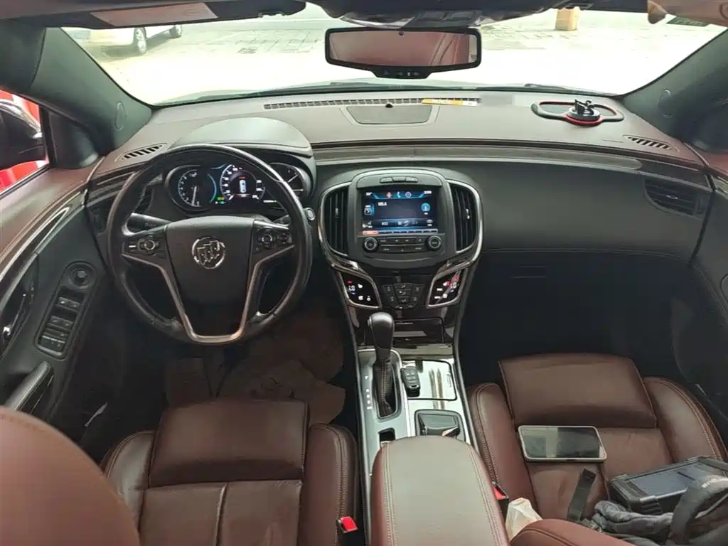 Buick LaCrosse 2014 — фото 10