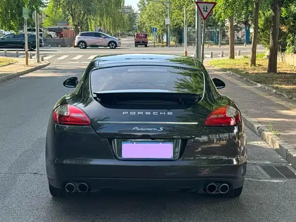Porsche Panamera 2010