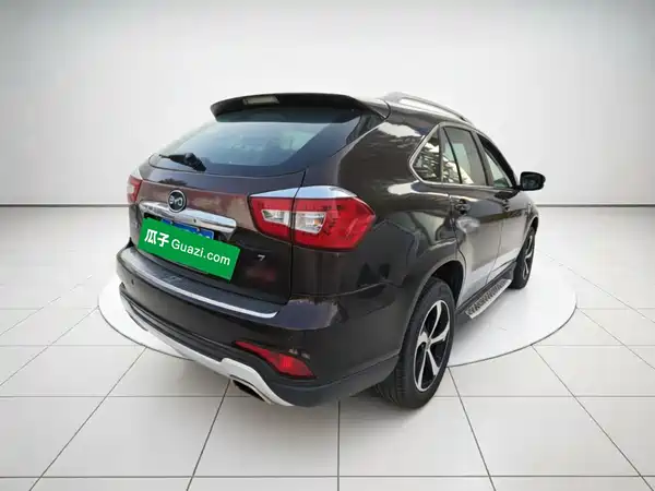 BYD S7 2015