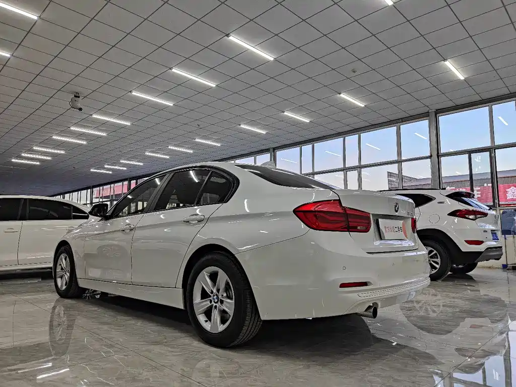 BMW 3 Series 2016
