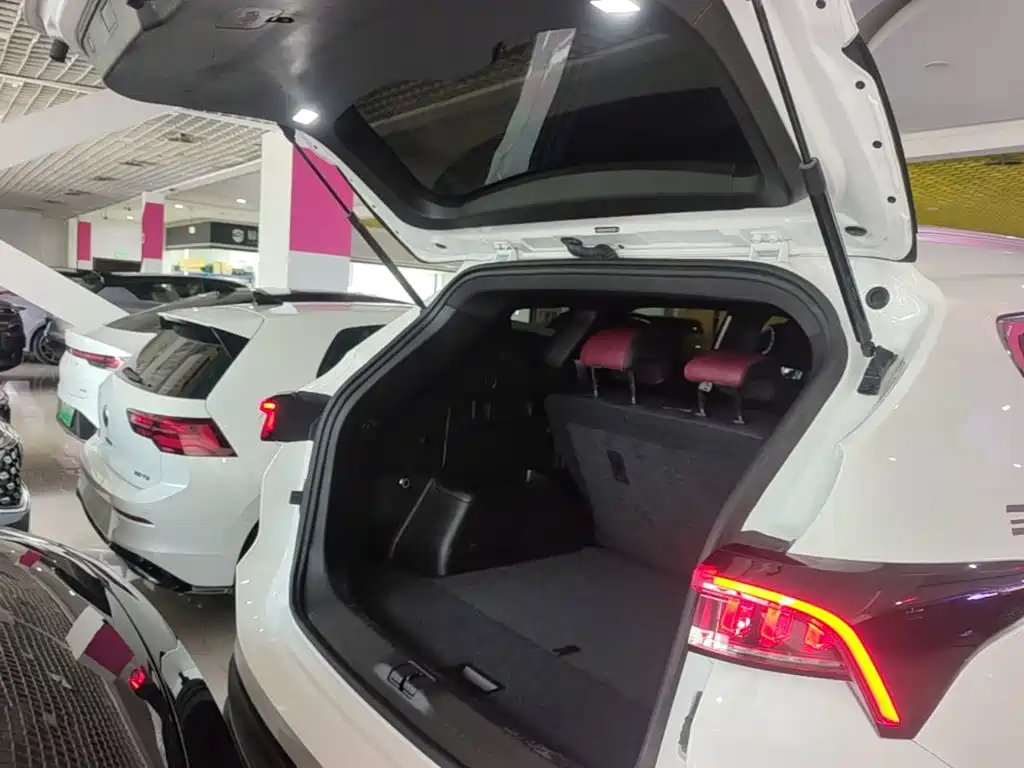 Jetour X70 PLUS 2023 — фото 19