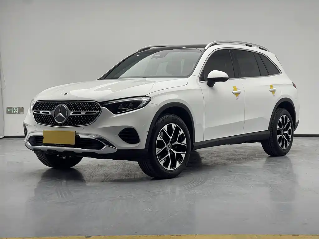 Mercedes-Benz GLC 2024 — фото 1