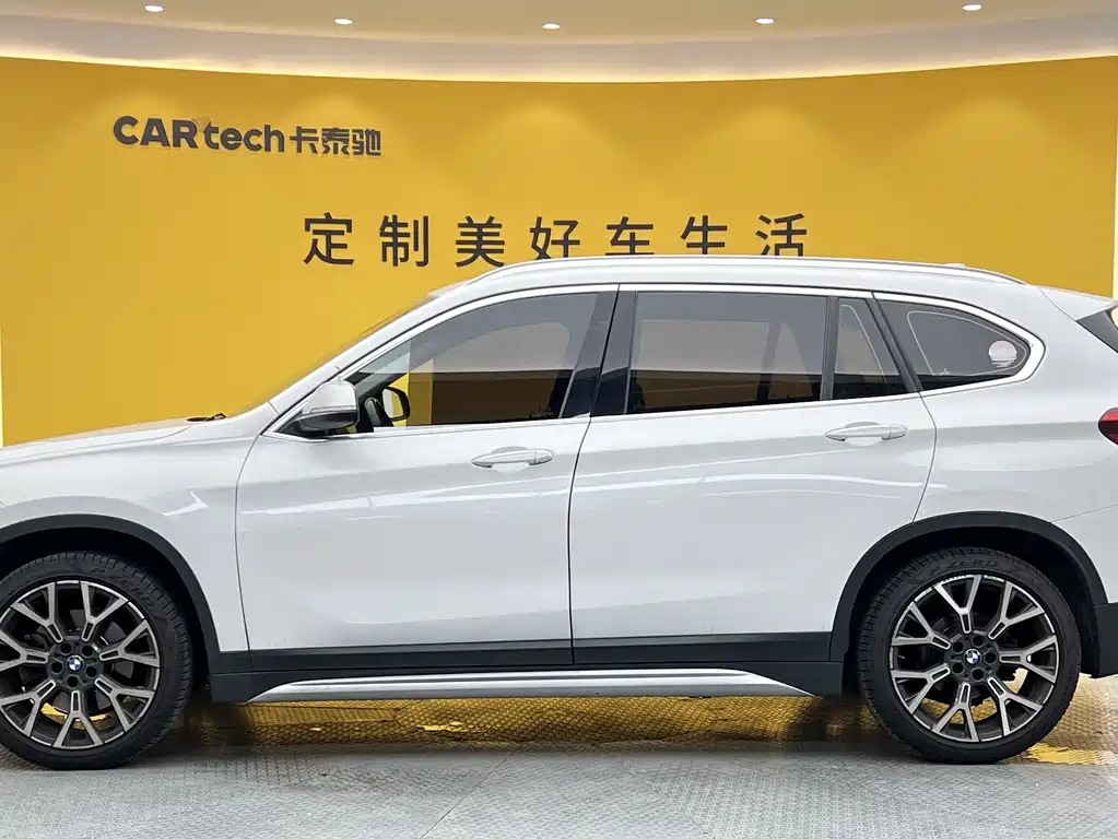 BMW X1 2022 — фото 25