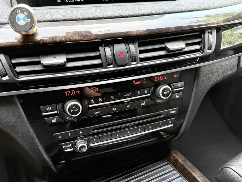 BMW X5 2014 — фото 12