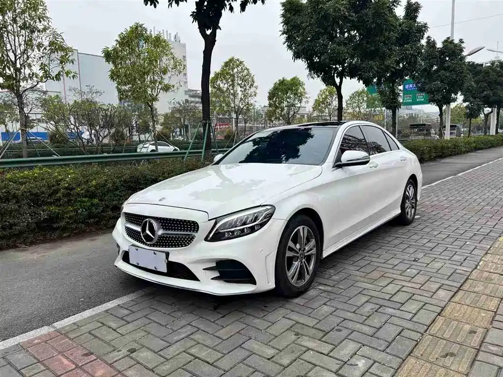 Mercedes-Benz C-Class 2015 — фото 1