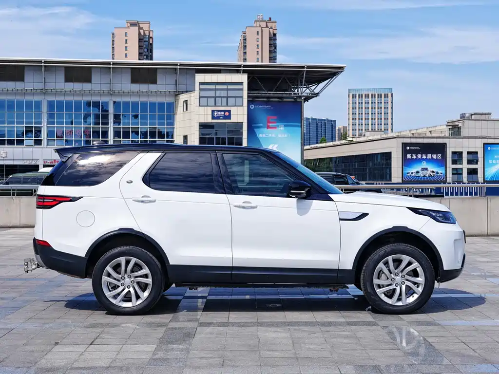 Land Rover Discovery 2019 — фото 3