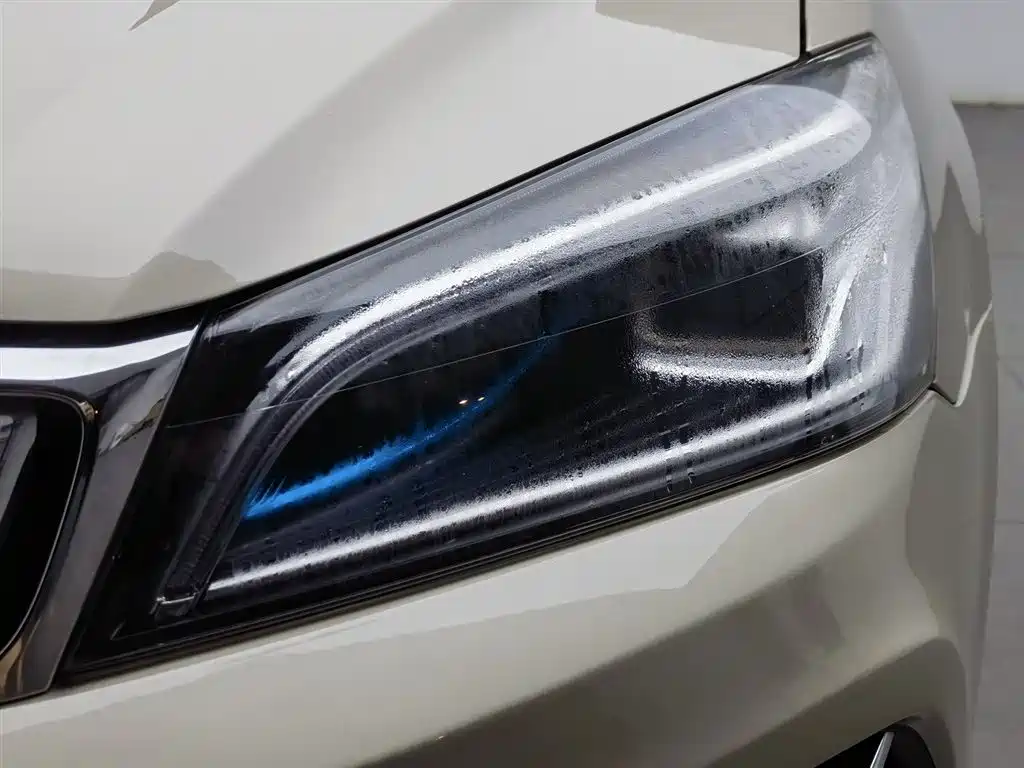 Geely Emgrand 2020