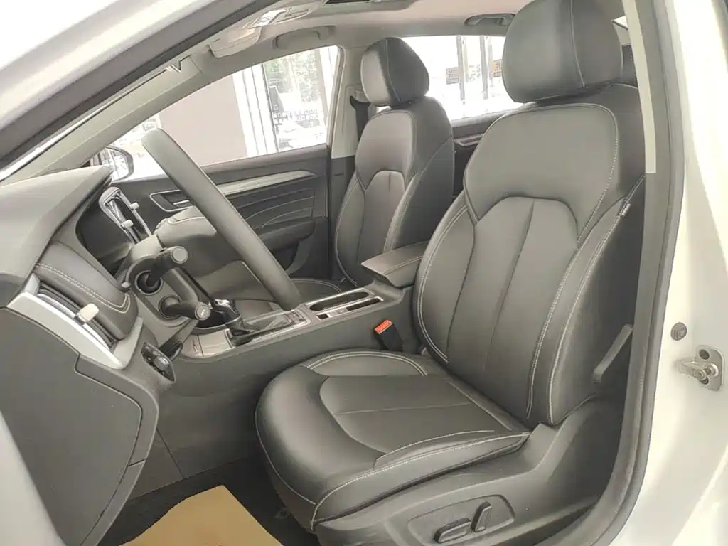 Roewe i6 Classic 2022 — фото 15