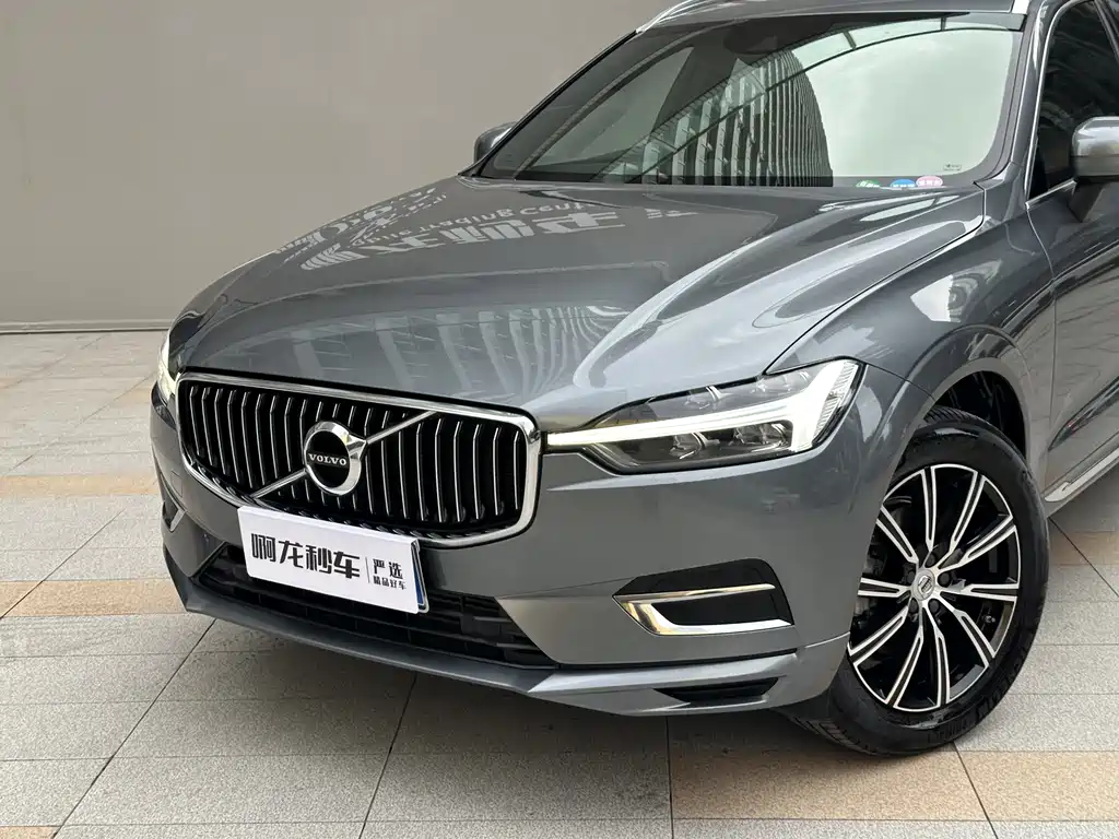 Volvo XC60 2021 — фото 2