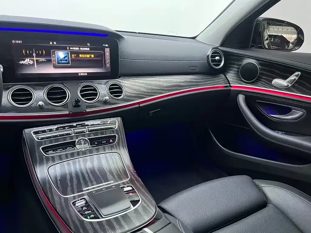 Mercedes-Benz E-Class 2020 — фото 11